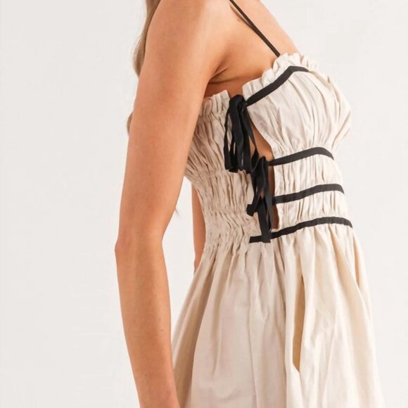 NWOT Sofie the Label midi dress with side tie - Picture 4 of 7